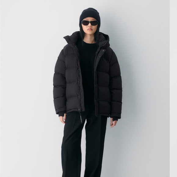 Aritzia Jackets & Blazers - Aritzia Black Super Puff *no hood*